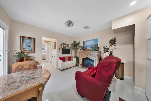 $1,099,000 | 10431 Southwest 93rd Street, Miami, FL 33176