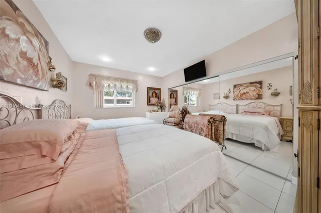 $1,099,000 | 10431 Southwest 93rd Street, Miami, FL 33176