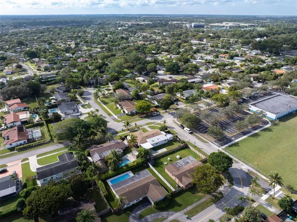 $975,000 | 10431 Southwest 93rd Street, Miami, FL 33176