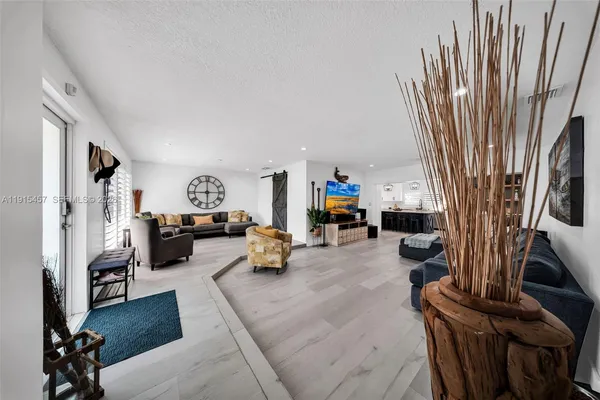 $975,000 | 10431 Southwest 93rd Street, Miami, FL 33176