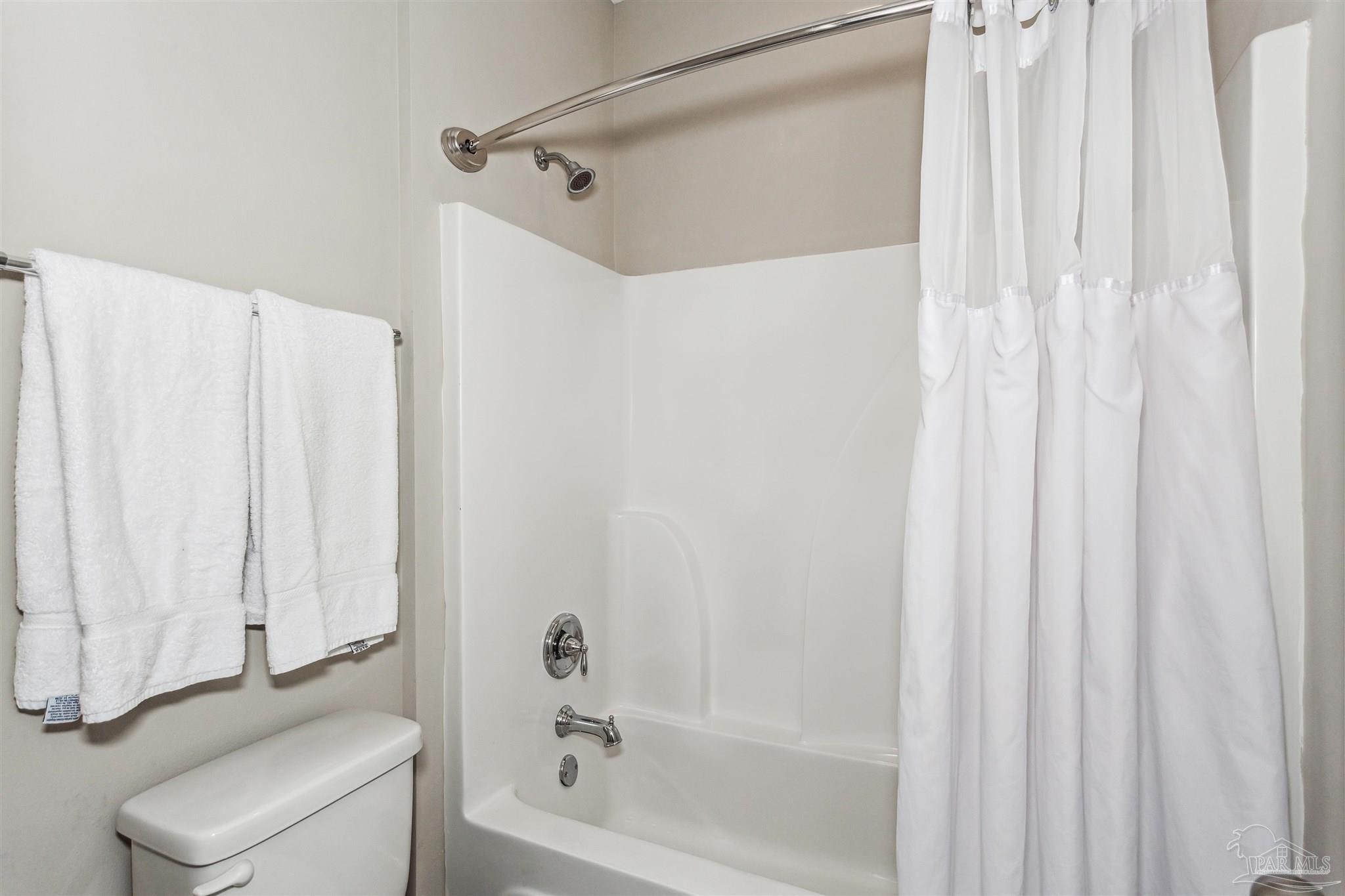 1736 Saroco Road Gulf Breeze, FL 32563 - Photo 25 of 39 Gallery Image 25