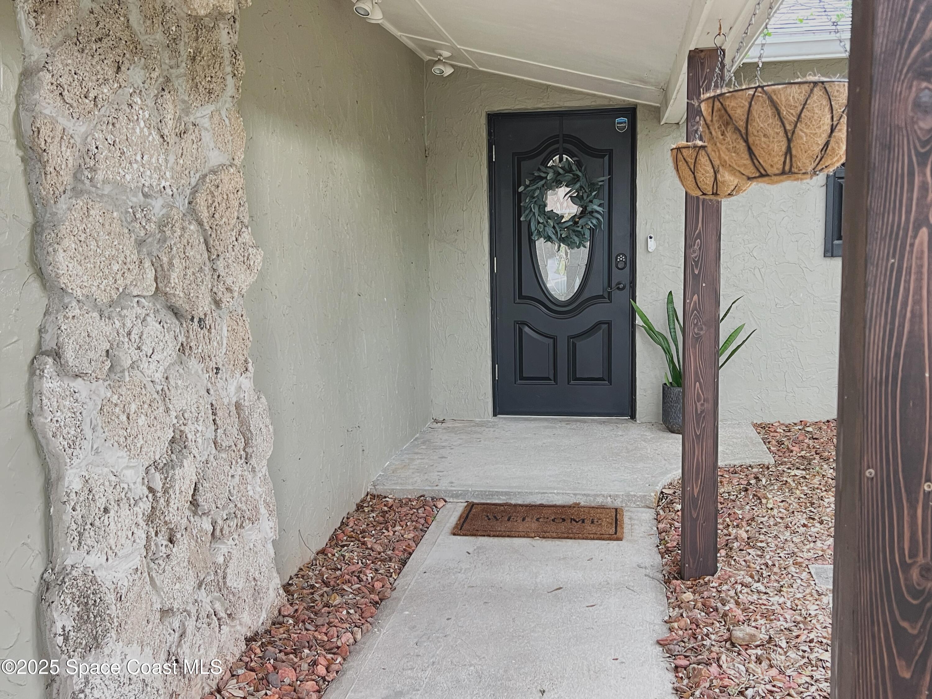 2439 King Richard Road Melbourne, FL 32935 - Photo 3 of 16 IMG_0105