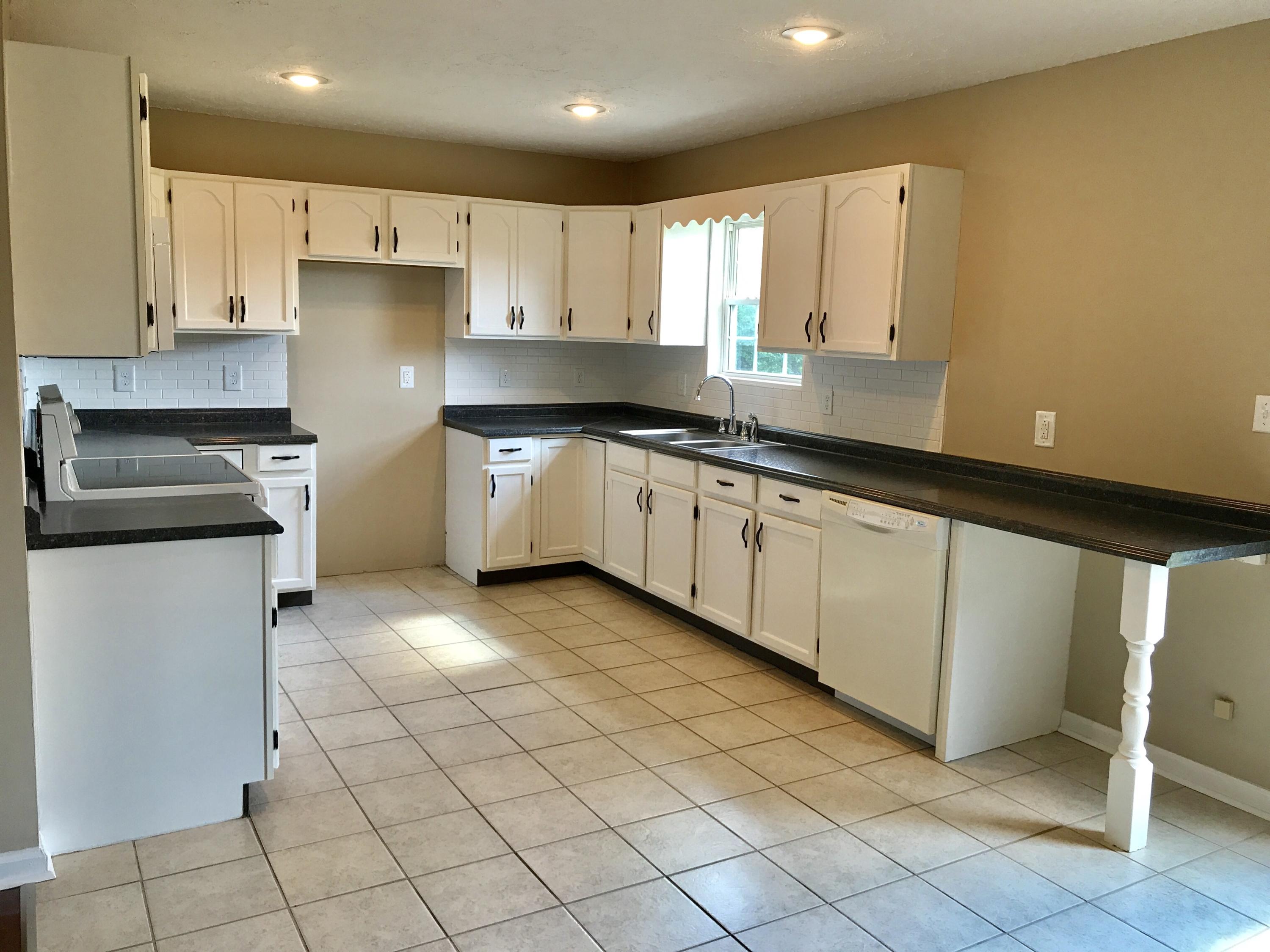 162 Brown Crest Road La Follette, TN 37766 - Photo 9 of 26 FullSizeRender_1