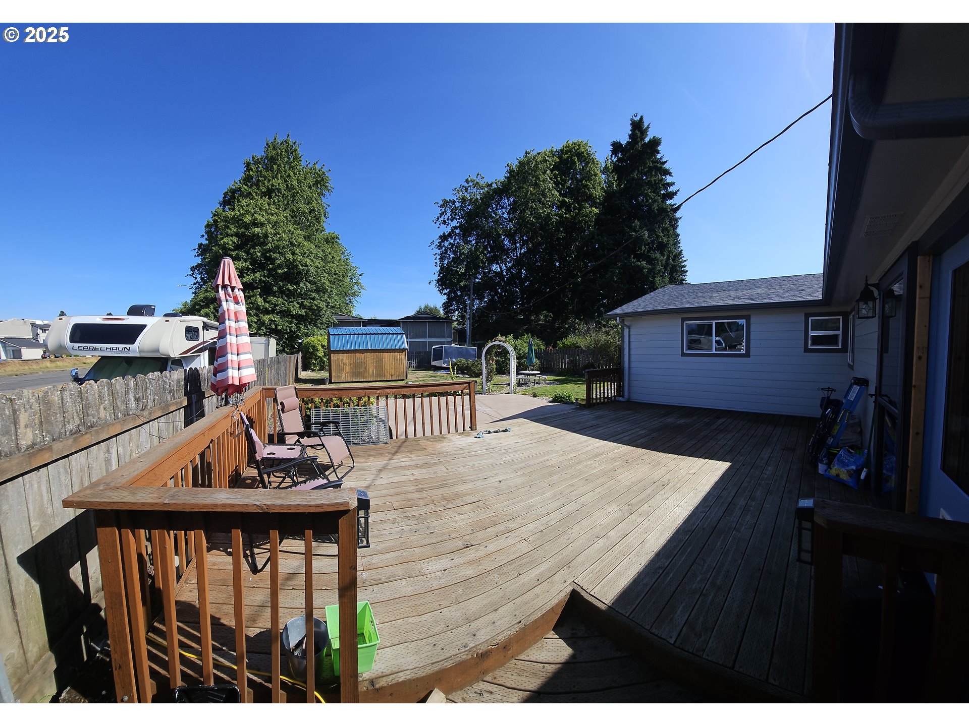 3142 Maple Street Longview, WA 98632 - Photo 11 of 15 a view of a balcony with chairs
