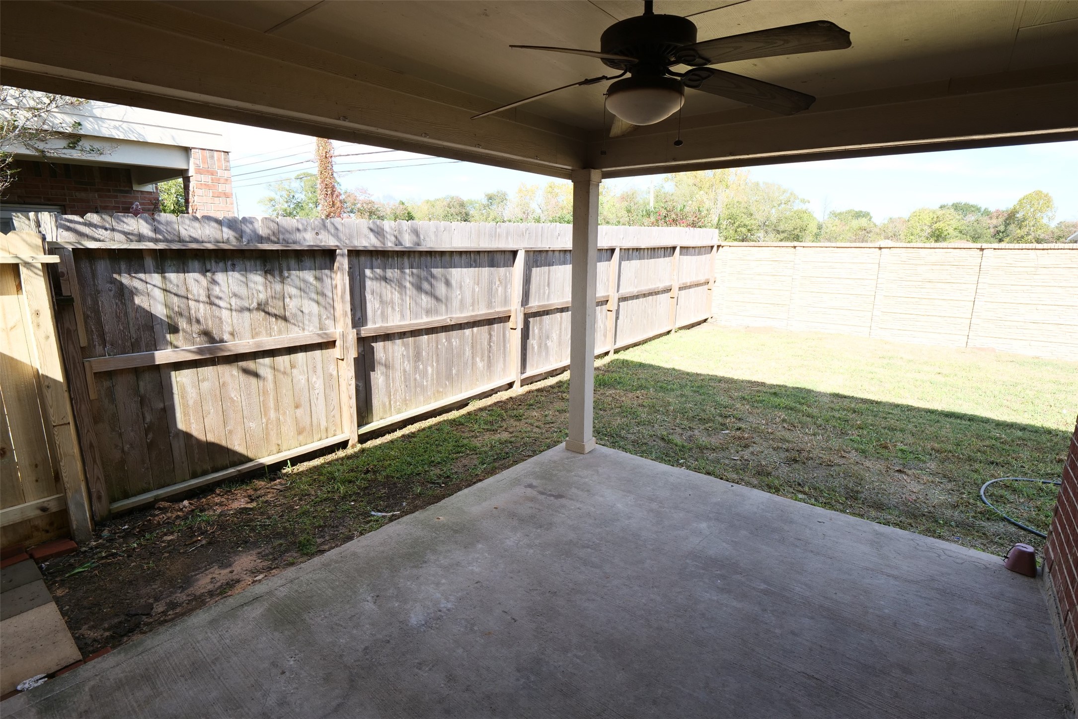5414 Trammel Drive Spring, TX 77388 - Photo 27 of 28 a view of outdoor space and balcony