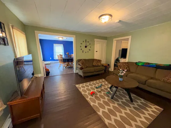 $275,000 | 41 Ammonoosuc Street, Haverhill, NH 03785