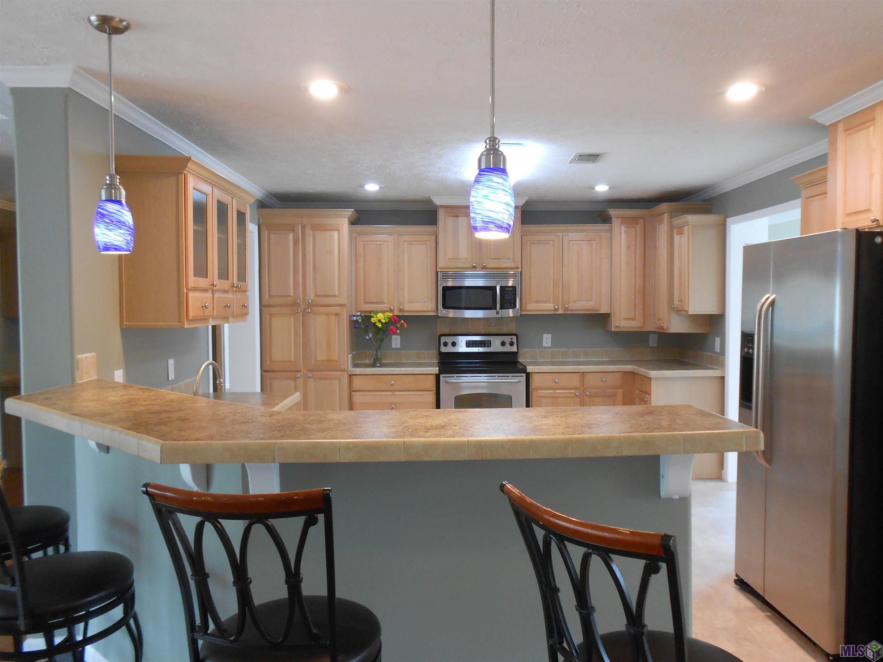 138 Megan Drive Houma, LA 70364 - Photo 3 of 17 Gallery Image 3