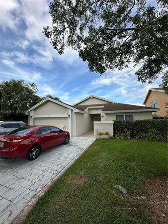 $725,000 | 5030 Southwest 149th Place, Miami, FL 33185
