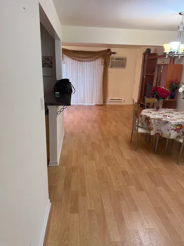 $1,800 | 456 Spruce Drive, Unit 2B, Palatine, IL 60074