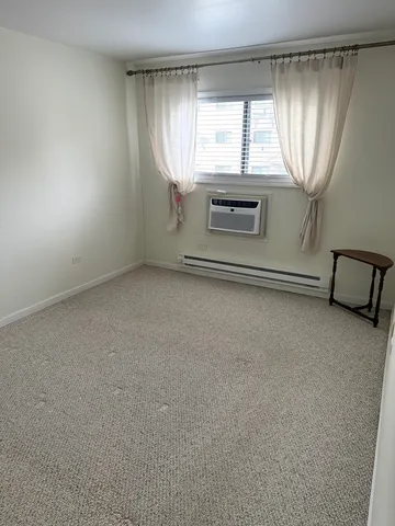 $1,800 | 456 Spruce Drive, Unit 2B, Palatine, IL 60074