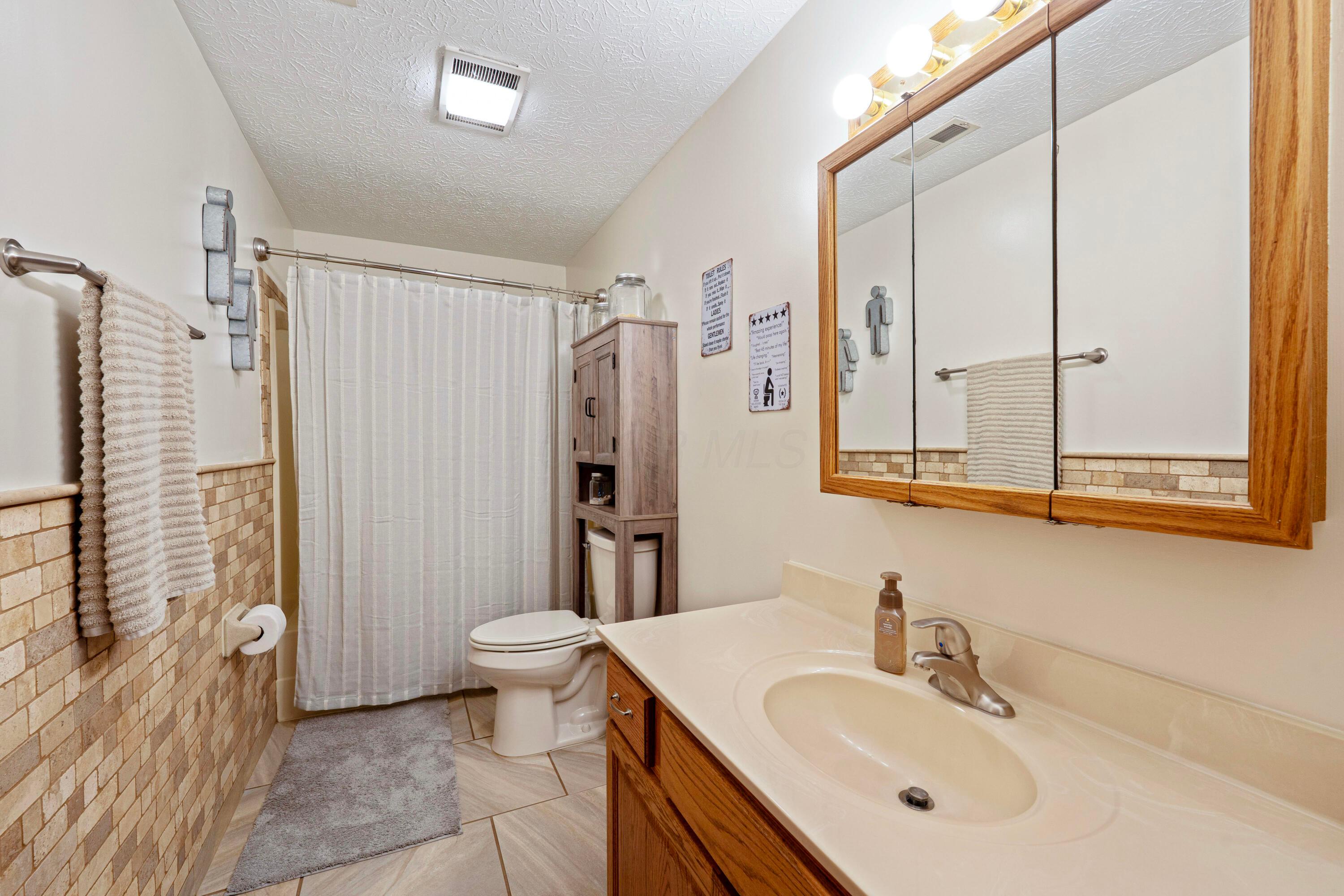 7684 Stout Road Circleville, OH 43113 - Photo 34 of 49 bathroom1