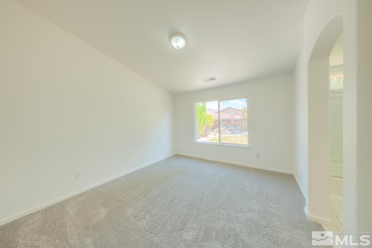 1880 Cliffhanger Drive Reno, NV 89521 - Photo 16 of 20 Photo 16