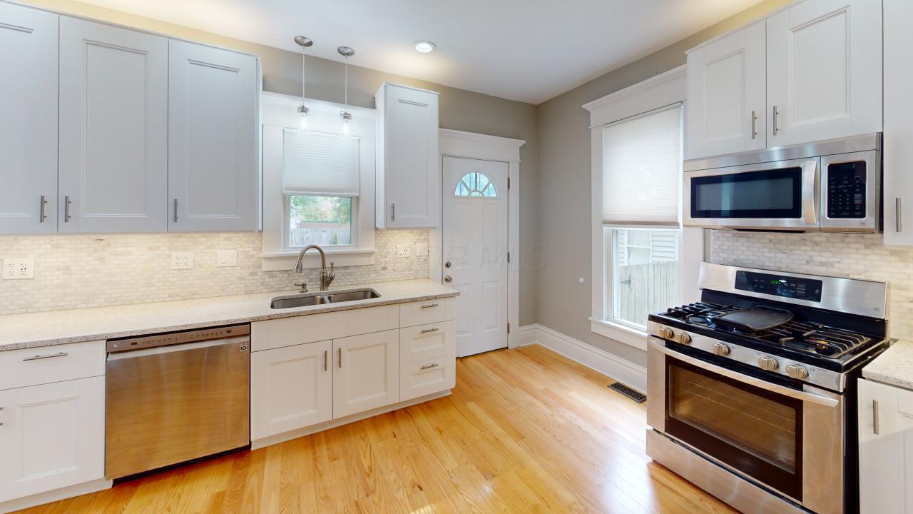 1348 Summit Street Columbus, OH 43201 - Photo 2 of 21