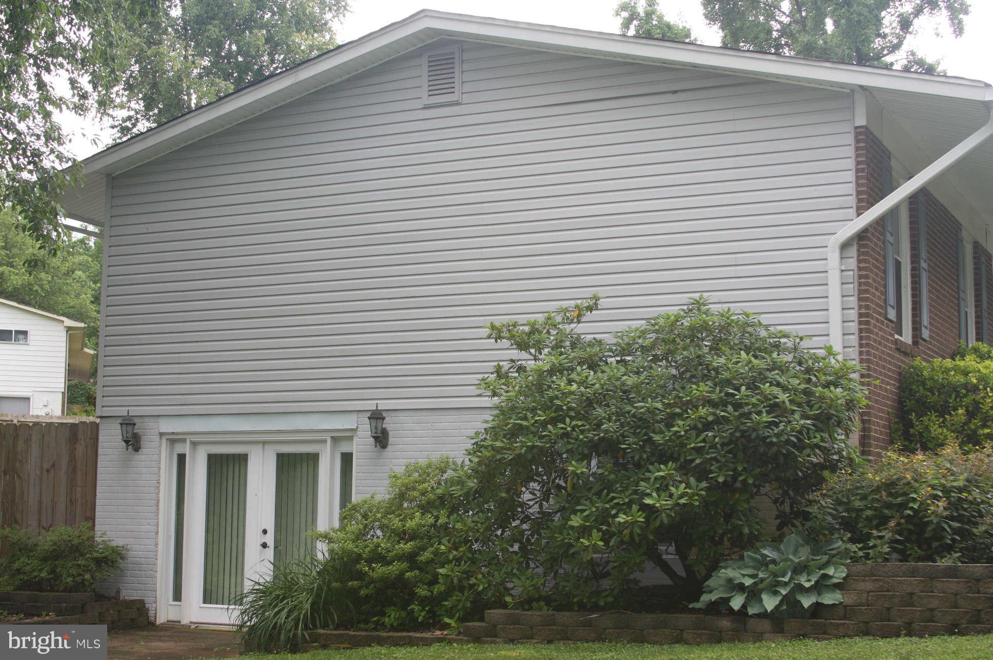 1710 Holland Cliffs Road Huntingtown, MD 20639 - Photo 7 of 30 Exterior General