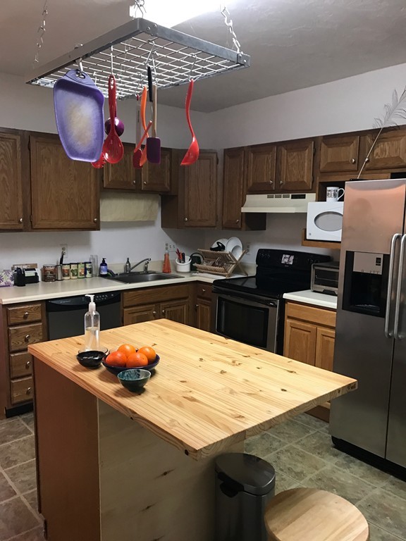 40 Nashua Street, Unit 3 Clinton, MA 01510 - Photo 11 of 28