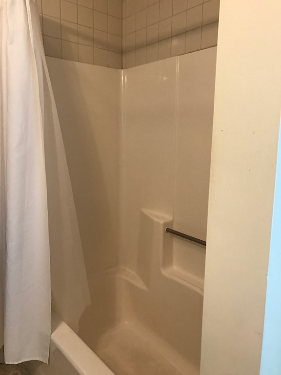 40 Nashua Street, Unit 3 Clinton, MA 01510 - Photo 26 of 28