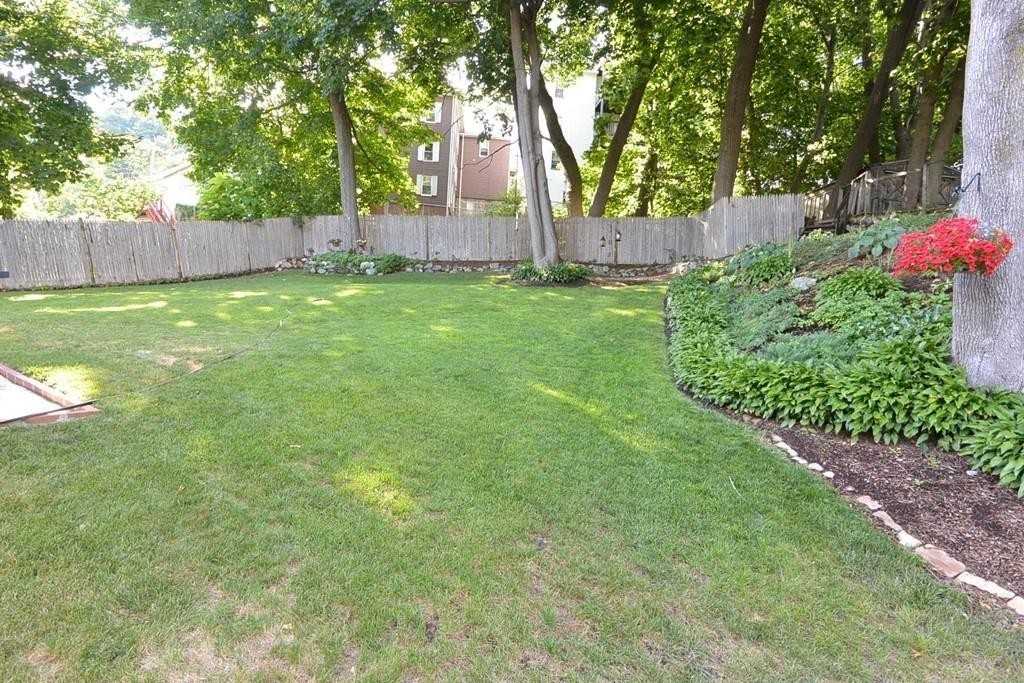 40 Nashua Street, Unit 3 Clinton, MA 01510 - Photo 4 of 28