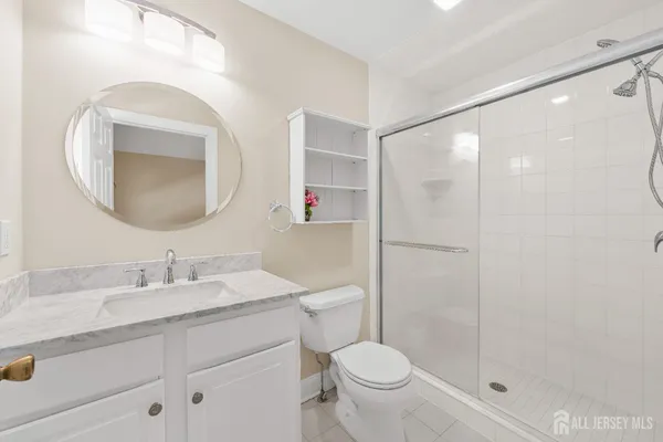 $1,375,000 | 32 4 Bridges Road, Chester, NJ 07930