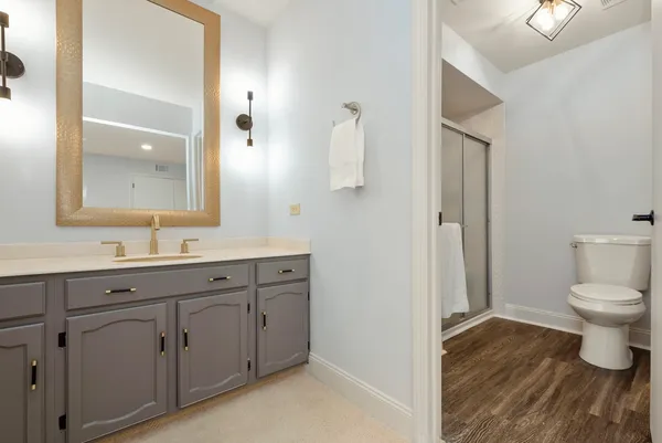 $315,000 | 7920 West Lakeview Court, Unit 2B, Palos Heights, IL 60463