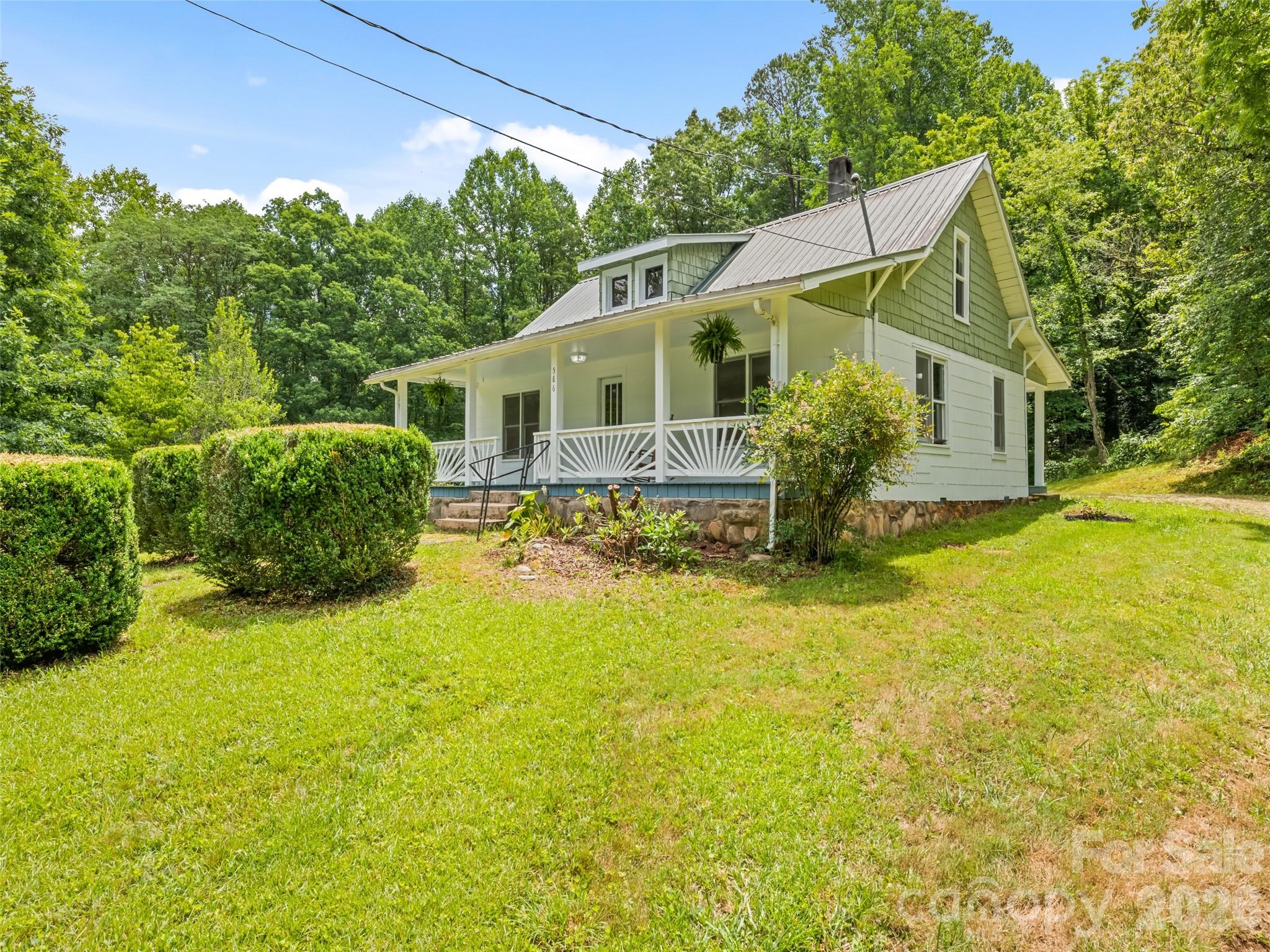 586 Olivet Church Road Whittier, NC 28789 - Photo 1 of 30
