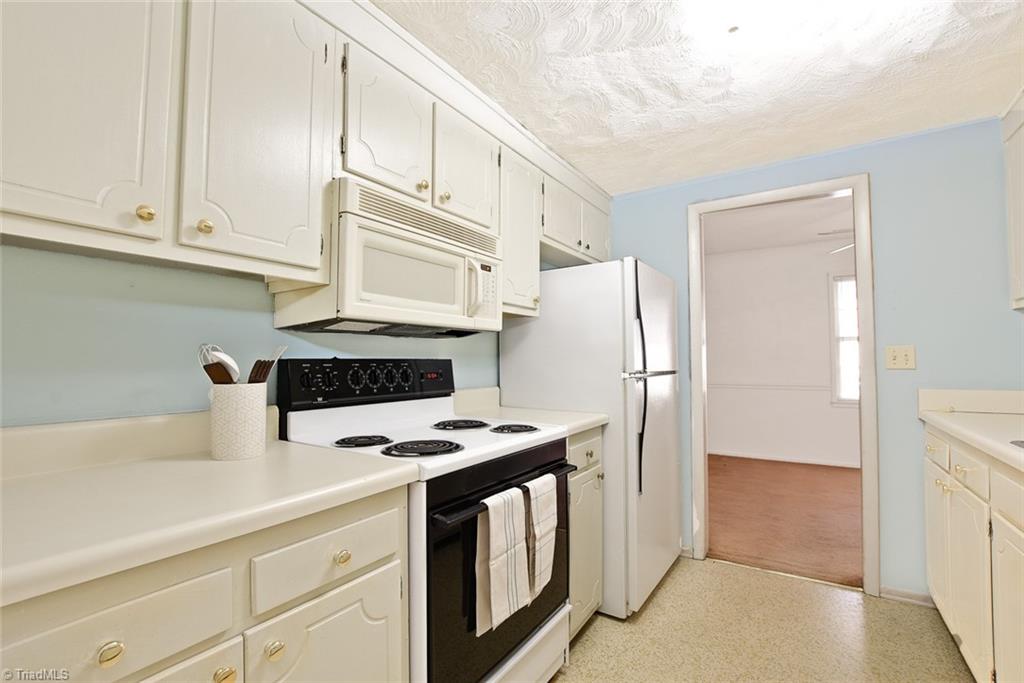 2950 St Marks Road Southwest, Unit D Winston-Salem, NC 27103 - Photo 6 of 26 Gallery Image 6
