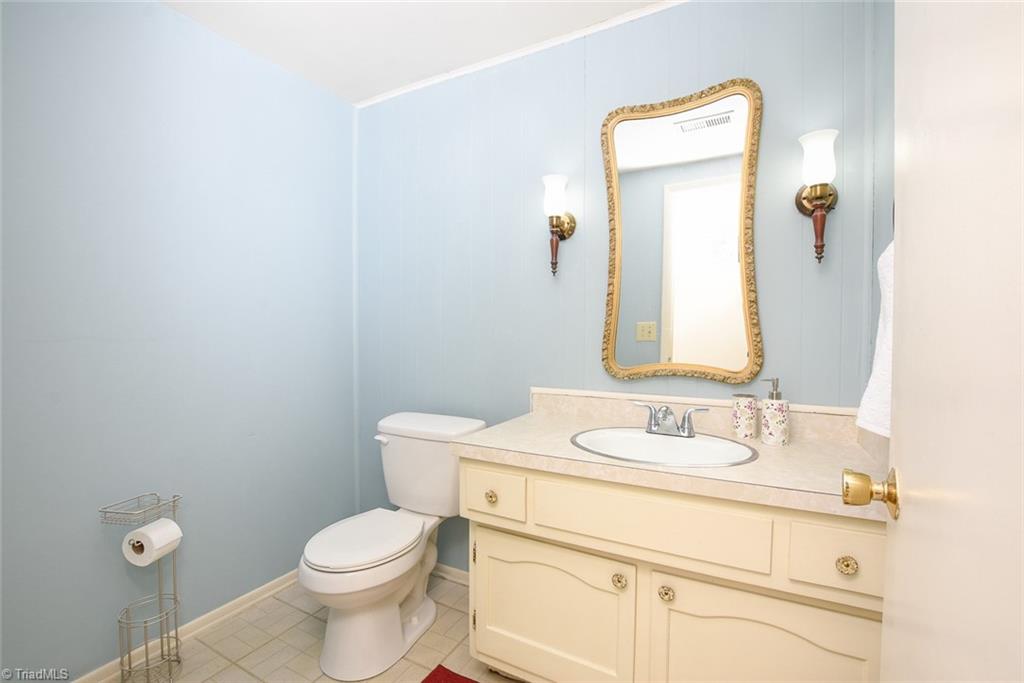 2950 St Marks Road Southwest, Unit D Winston-Salem, NC 27103 - Photo 10 of 26 Gallery Image 10