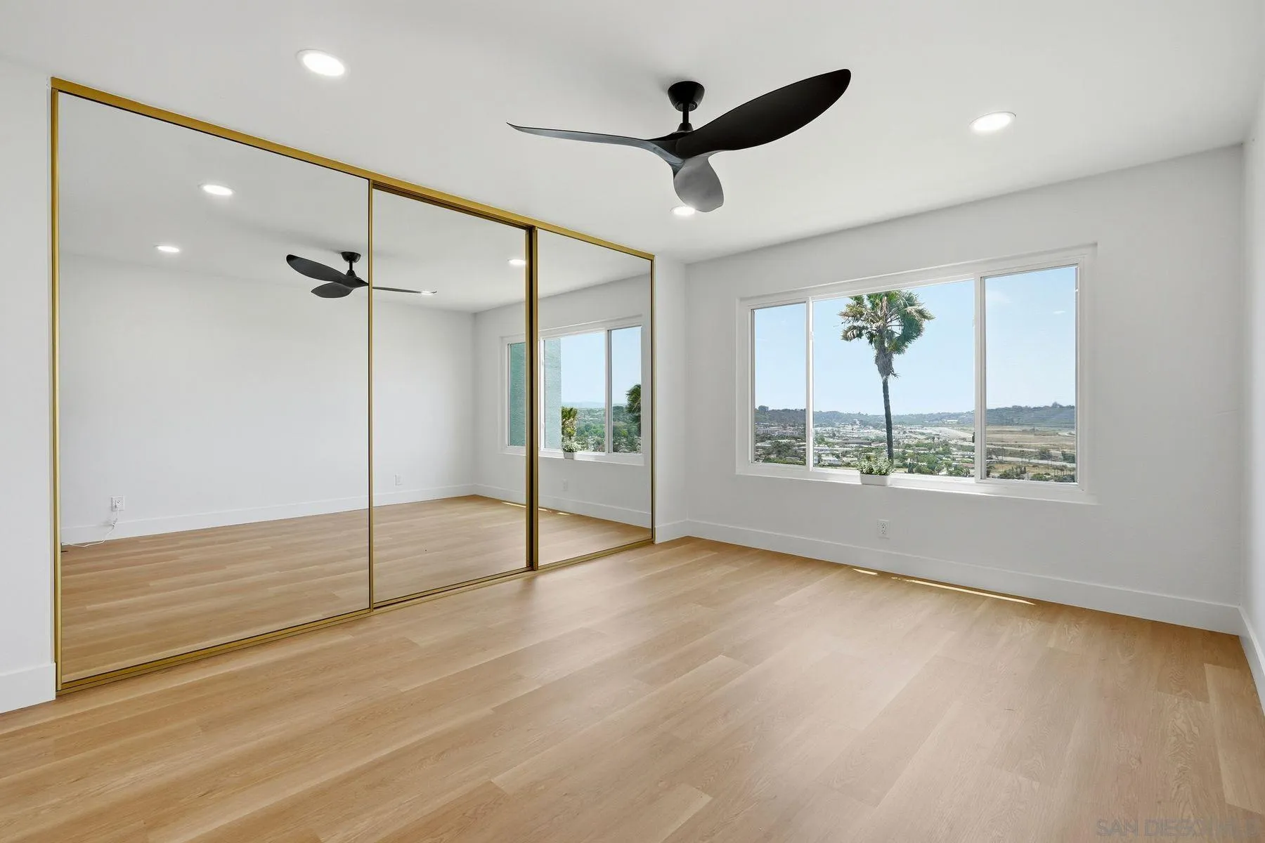 3606 Vista Rey, Unit 46 Oceanside, CA 92057 - Photo 18 of 36 a view of an empty room and window