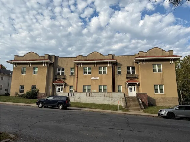 $2,000,000 | 514 West 7th Street, Leavenworth, KS 66048