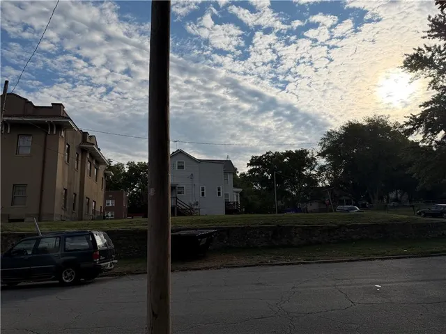 $2,000,000 | 514 West 7th Street, Leavenworth, KS 66048