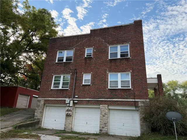 $2,000,000 | 514 West 7th Street, Leavenworth, KS 66048