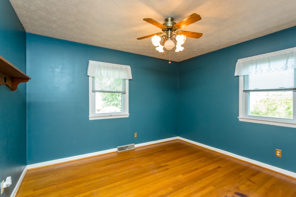 4512 Brenneman Church Road Linville, VA 22834 - Photo 12 of 31 Gallery Image 12