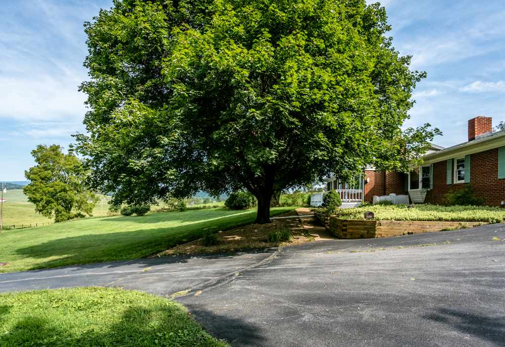 4512 Brenneman Church Road Linville, VA 22834 - Photo 20 of 31 Gallery Image 20