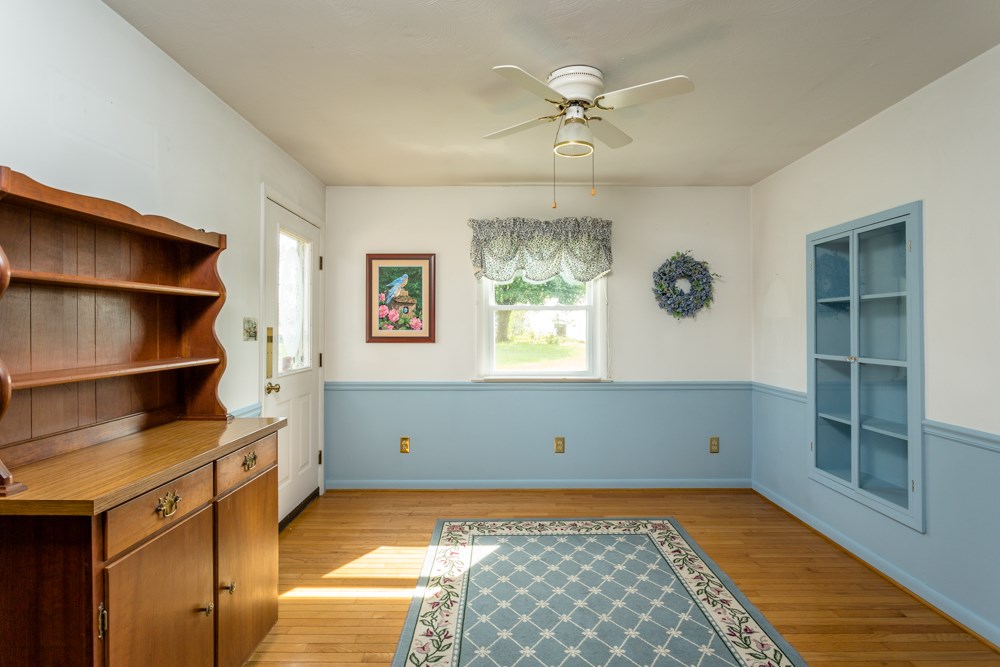 4512 Brenneman Church Road Linville, VA 22834 - Photo 10 of 31 Gallery Image 10