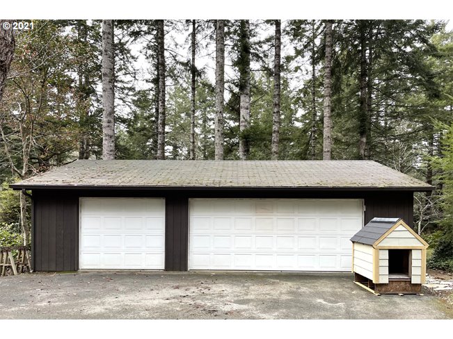58522 Jackie Road Bandon, OR 97411 - Photo 7 of 26 Gallery Image 7