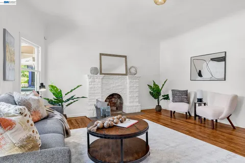 $488,000 | 1538 17th Avenue, Oakland, CA 94606