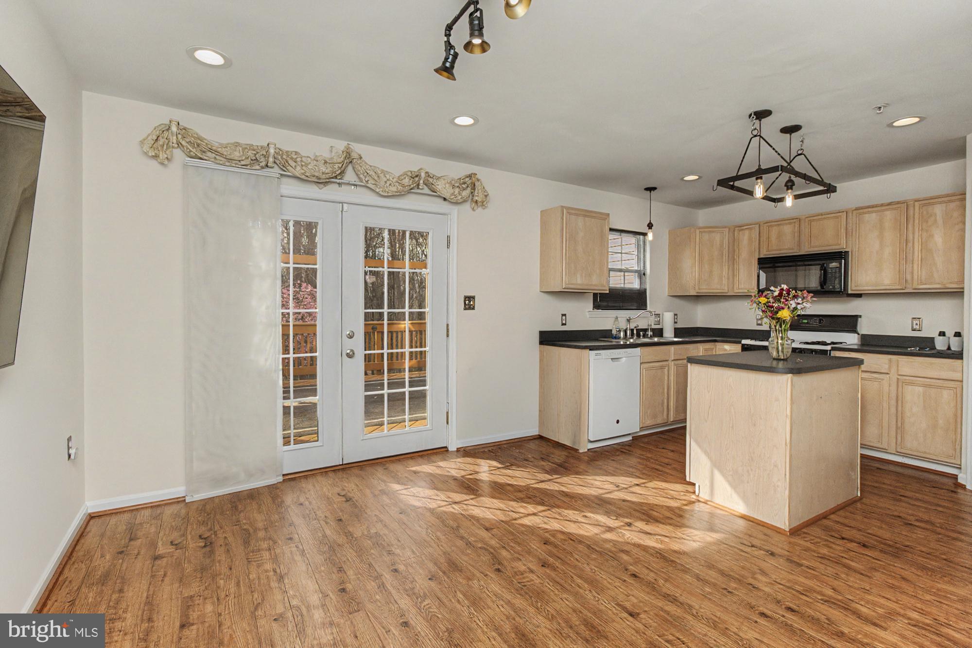 215 Carolstowne Road Reisterstown, MD 21136 - Photo 12 of 48 Gallery Image 12