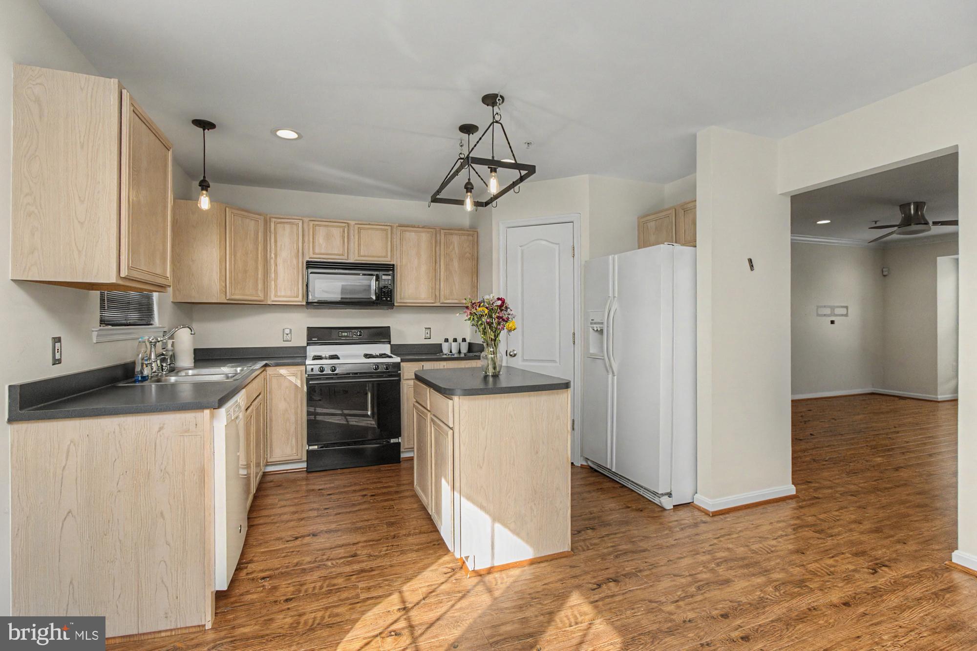 215 Carolstowne Road Reisterstown, MD 21136 - Photo 15 of 49