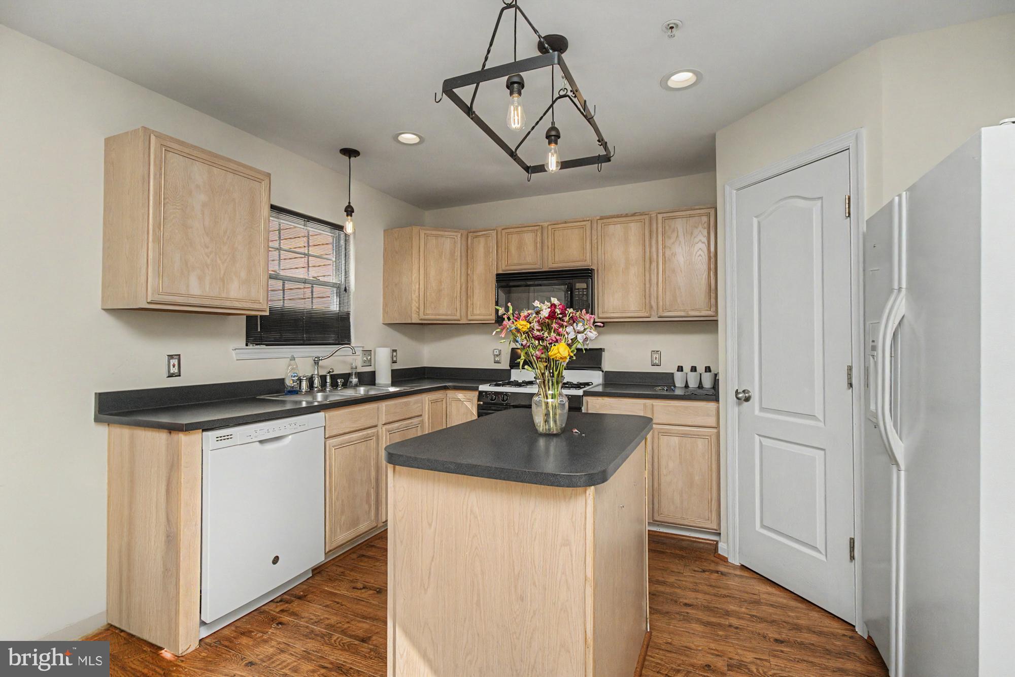 215 Carolstowne Road Reisterstown, MD 21136 - Photo 16 of 49