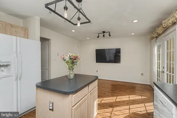 $349,000 | 215 Carolstowne Road, Reisterstown, MD 21136