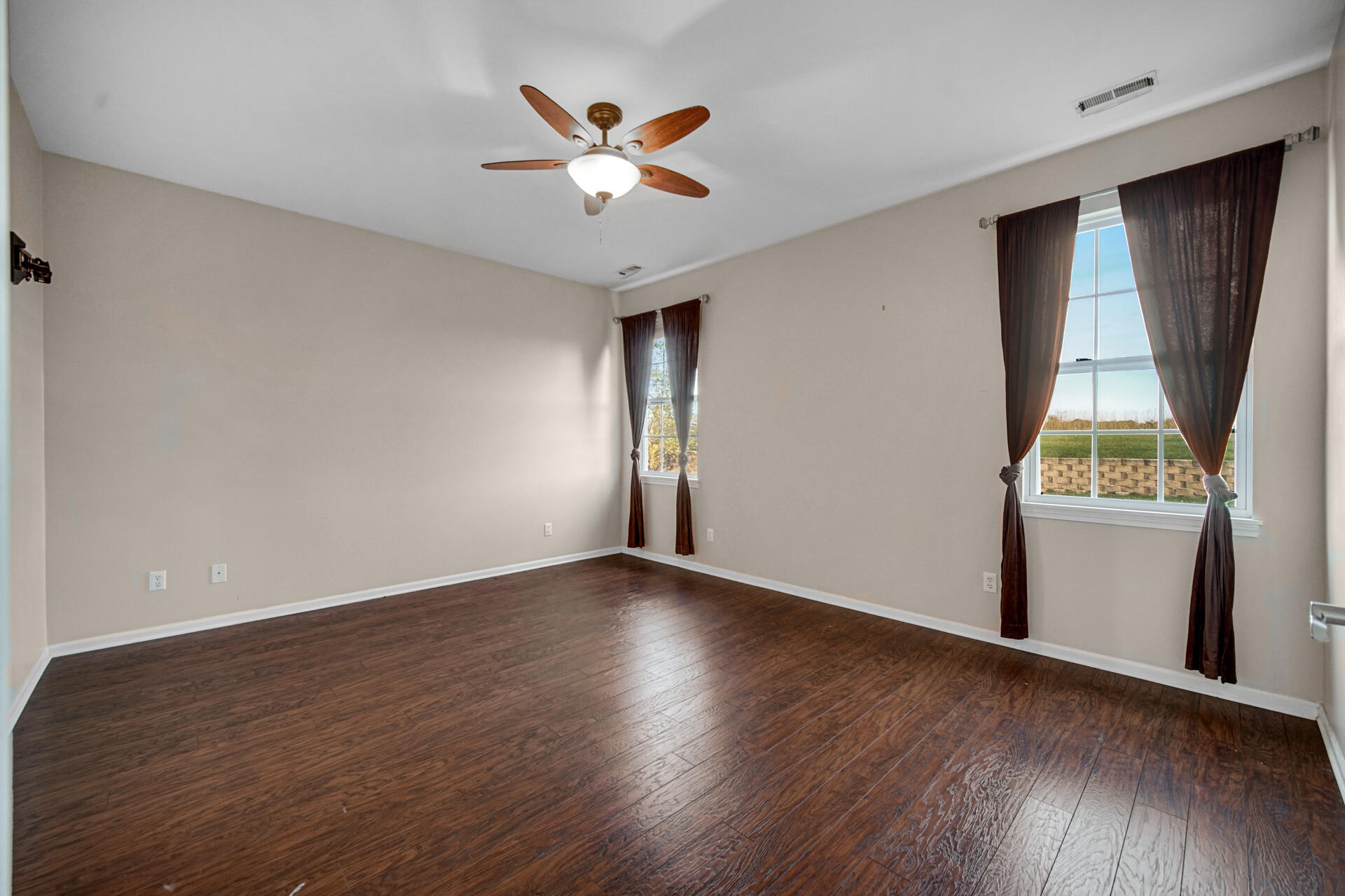 10325 Birchbrook Drive Dyer, IN 46311 - Photo 12 of 24 1920x1280