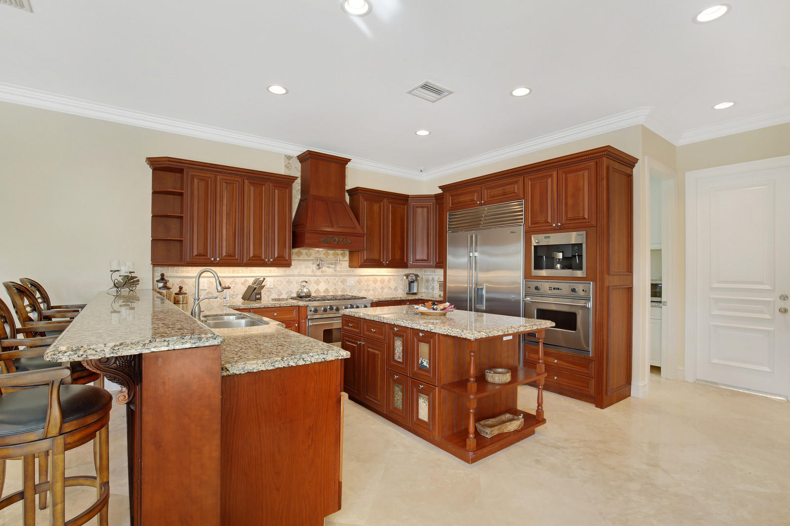 800 Northeast 71st Street Boca Raton, FL 33487 - Photo 14 of 34 12_Image-10_mls