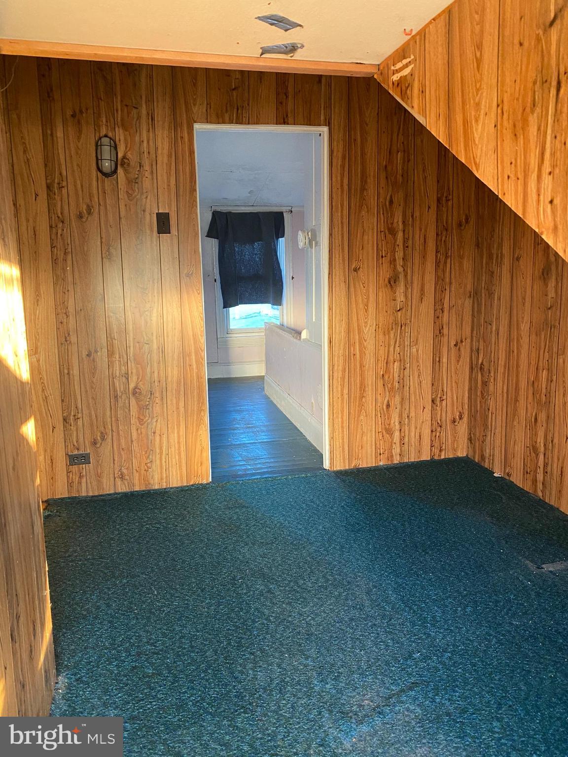 1347 Moss Street Reading, PA 19604 - Photo 12 of 14 Gallery Image 12