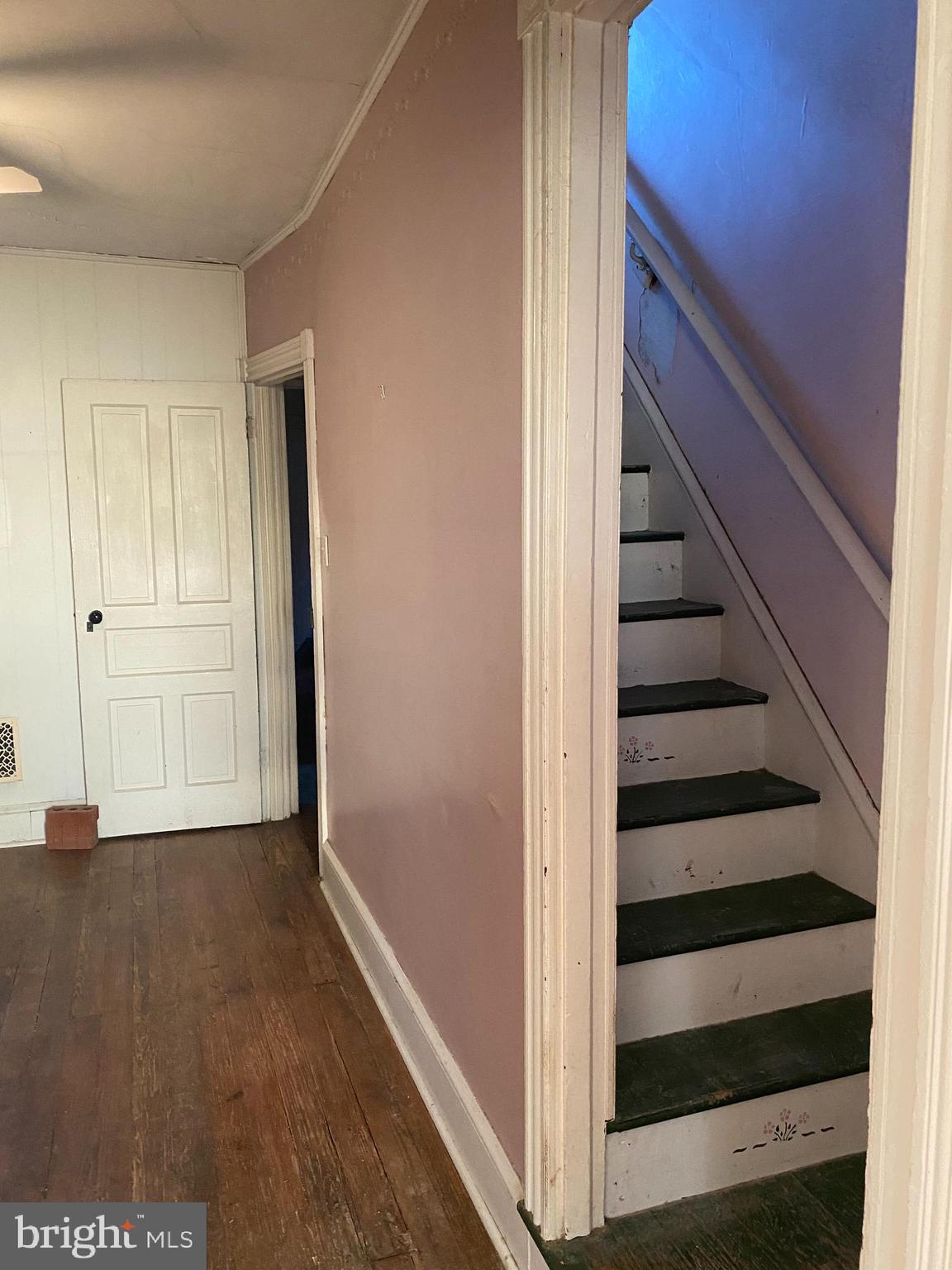 1347 Moss Street Reading, PA 19604 - Photo 10 of 14 Gallery Image 10
