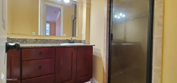 $1,875 | 185 St Jude Street, Unit 12, Biloxi, MS 39530