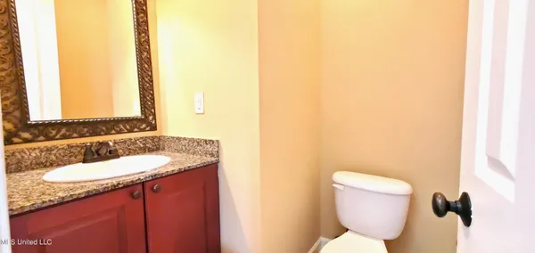 $1,875 | 185 St Jude Street, Unit 12, Biloxi, MS 39530