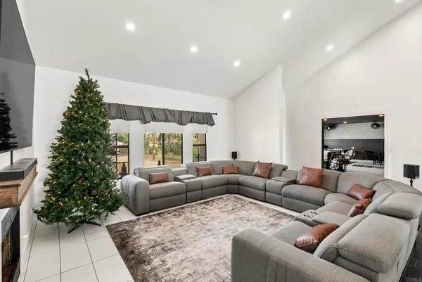 $1,425,000 | 9309 Hillside Drive, Spring Valley, CA 91977