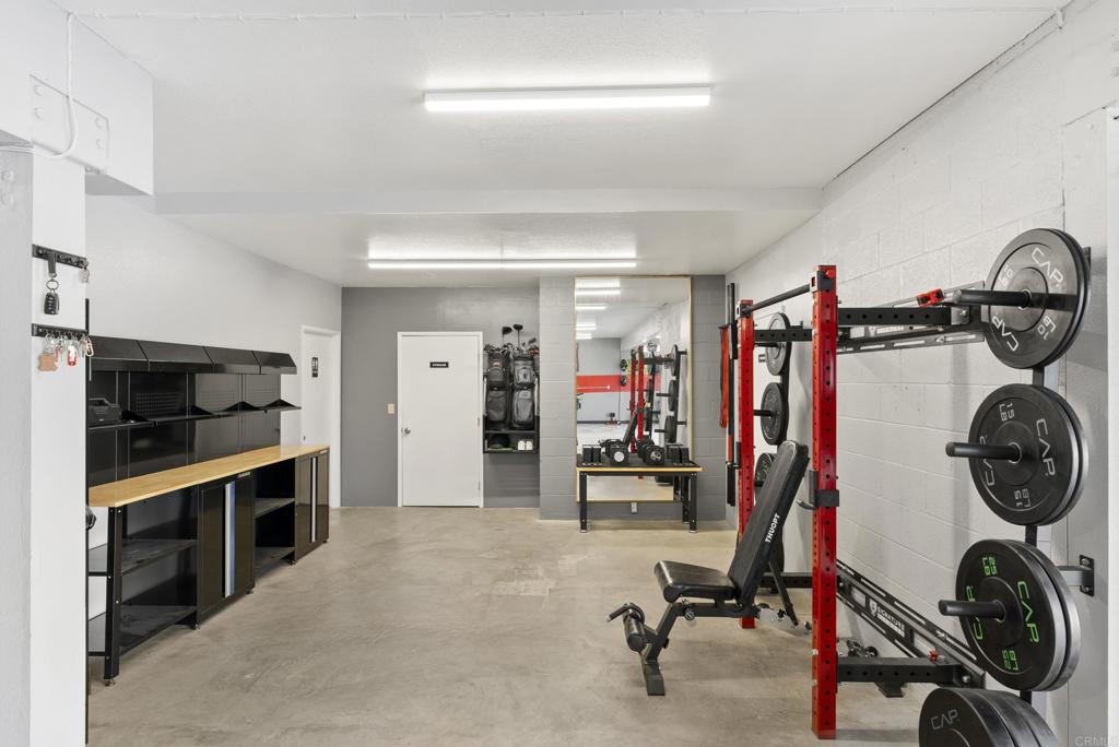 9309 Hillside Drive Spring Valley, CA 91977 - Photo 7 of 64