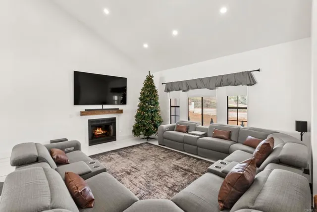 $1,500,000 | 9309 Hillside Drive, Spring Valley, CA 91977