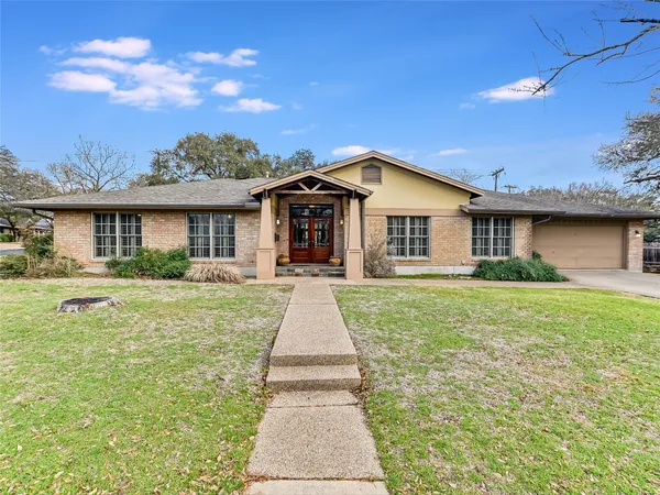 $5,500 | 6605 Mesa Drive, Austin, TX 78731