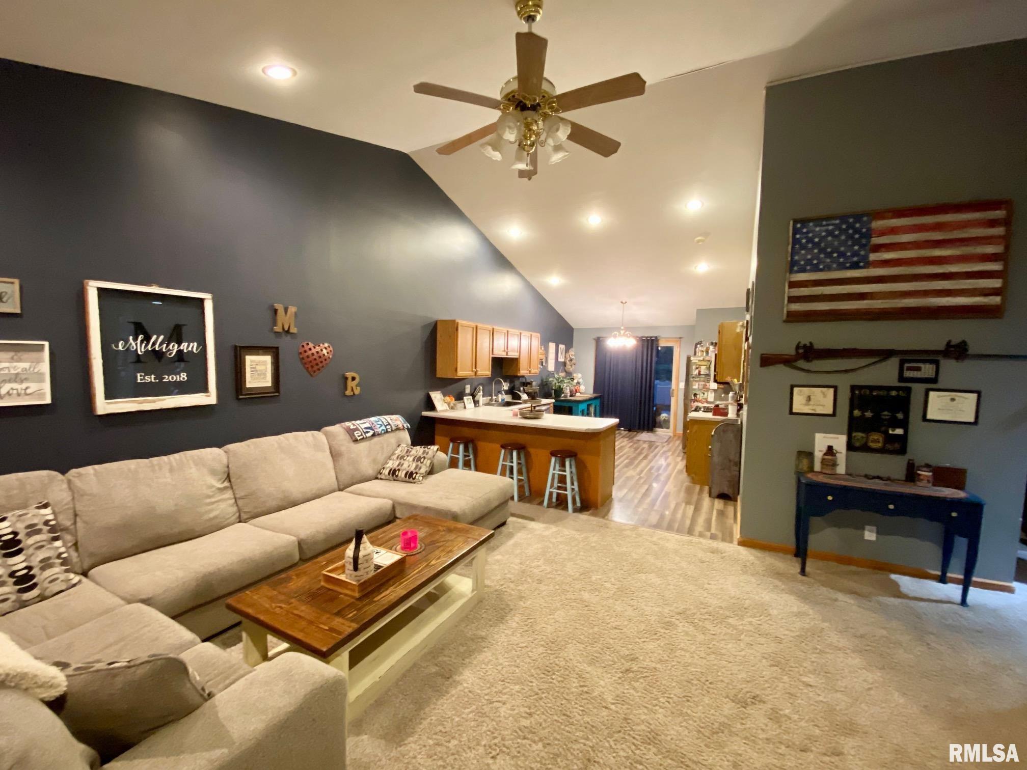 19315 Pinecrest Road Petersburg, IL 62675 - Photo 5 of 19 Gallery Image 5